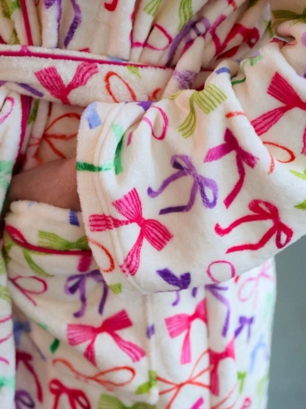 Jess Lea Daylight Bow Plush Ruffle Lounge Robe